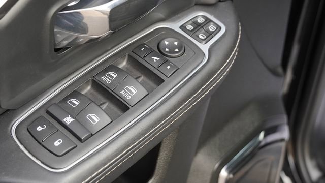 Used 2024 RAM 2500 Limited image 21