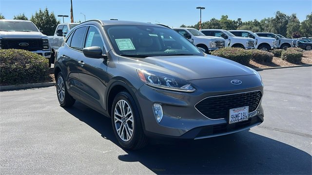 Used 2022 Ford Escape SEL w/ Technology Package image 2