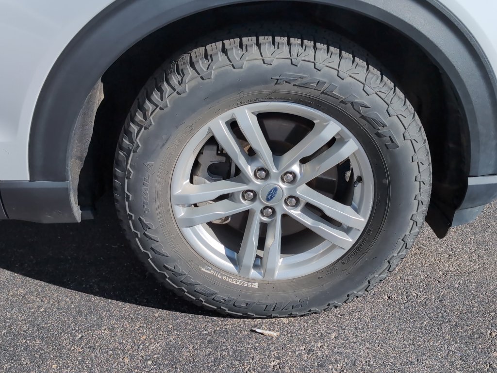 Used 2023 Ford Explorer XLT w/ Equipment Group 202A image 36