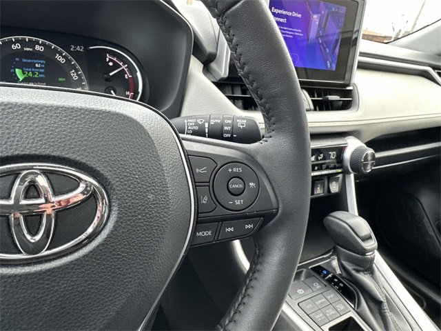 Used 2024 Toyota RAV4 XLE image 35