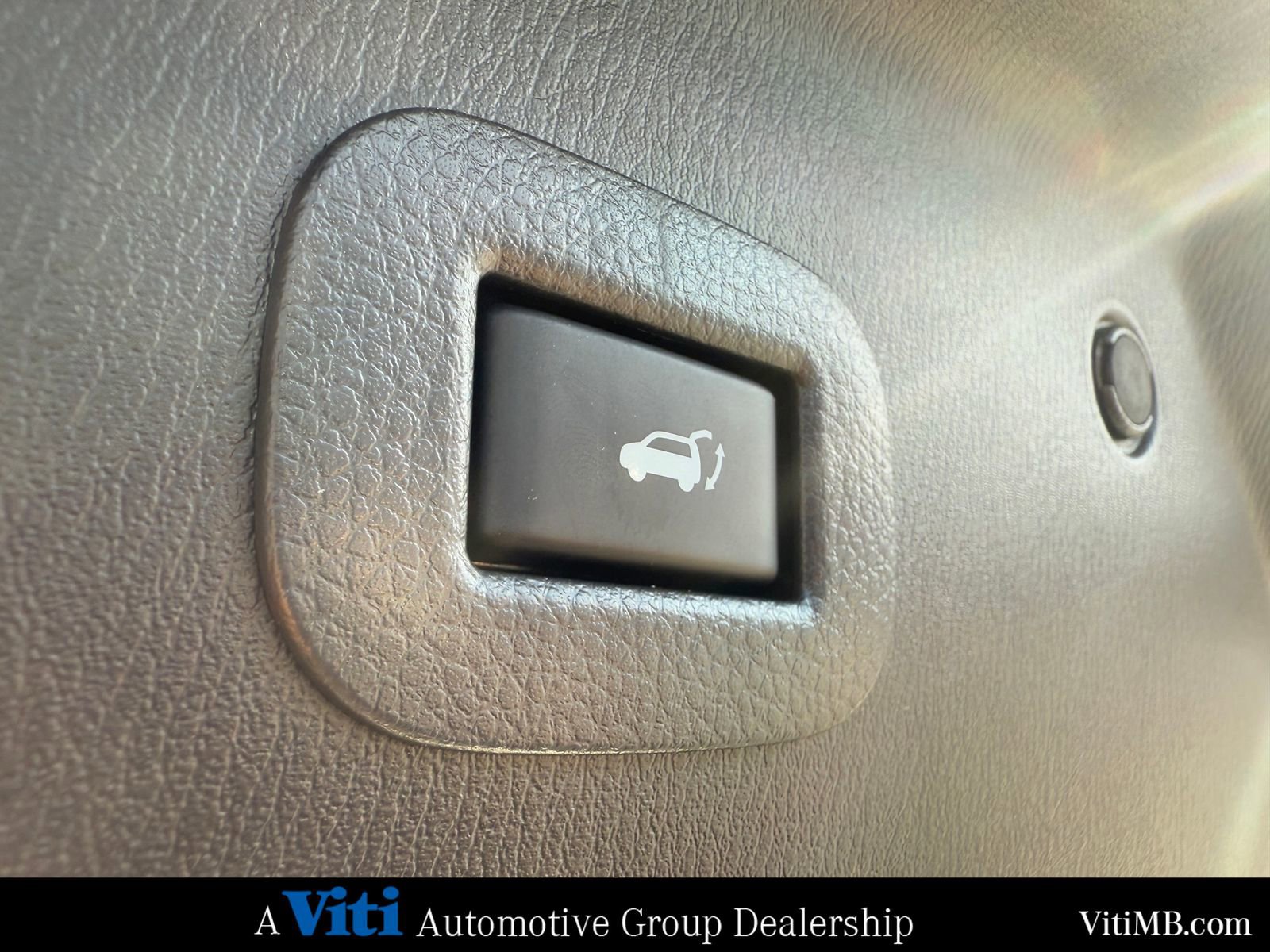 Used 2023 INFINITI QX80 Premium Select w/ Cargo Package image 26