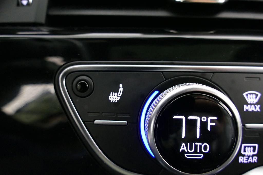 Used 2019 Audi A4 2.0T Premium Plus w/ Premium Plus Package image 15