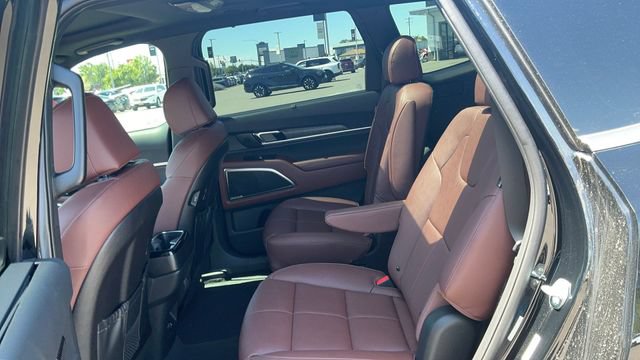 Used 2025 Kia Telluride SX w/ SX Captain's Chair Package AWD/4WD image 29