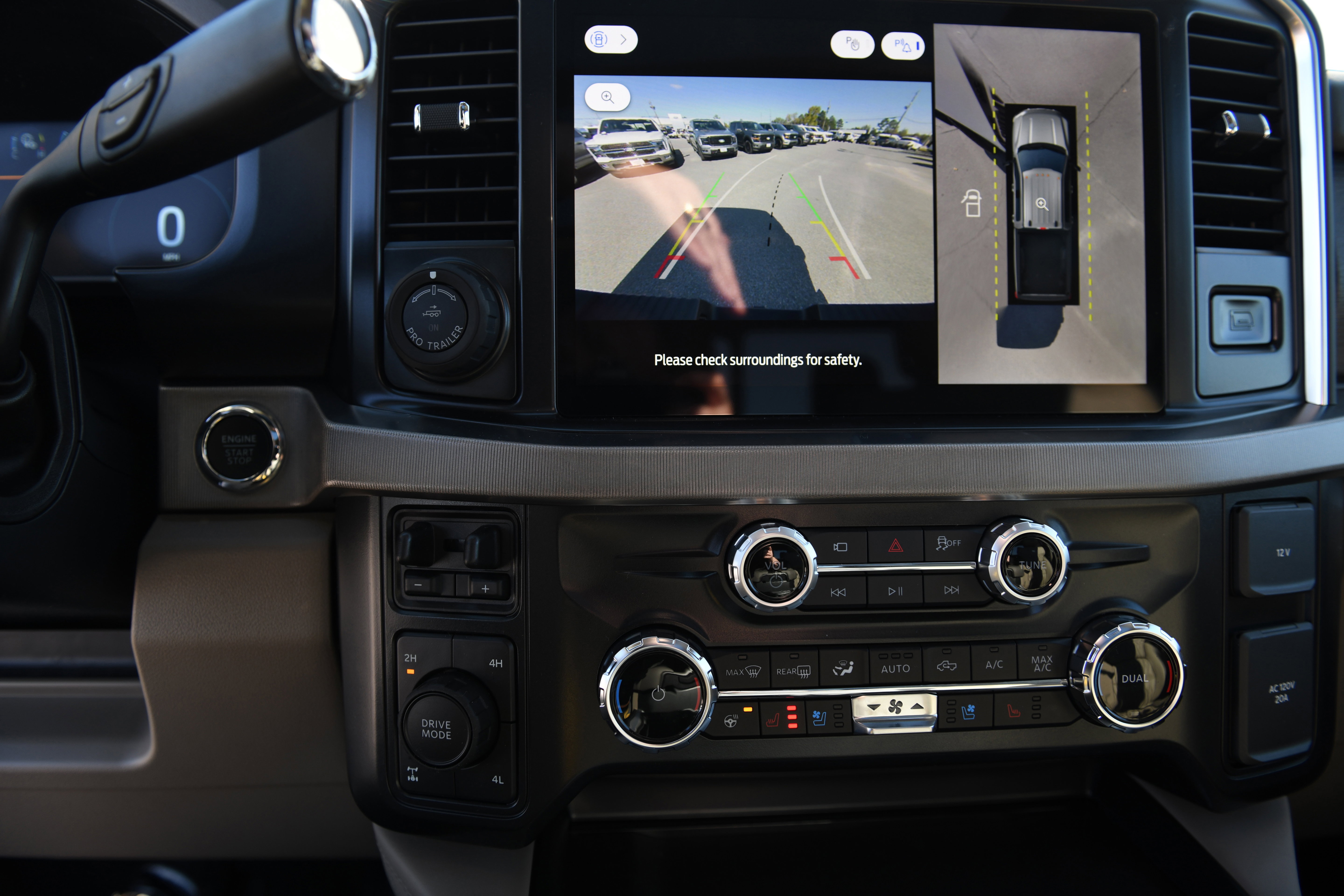 New 2026 Ford F250 Platinum w/ Platinum Plus Package image 36