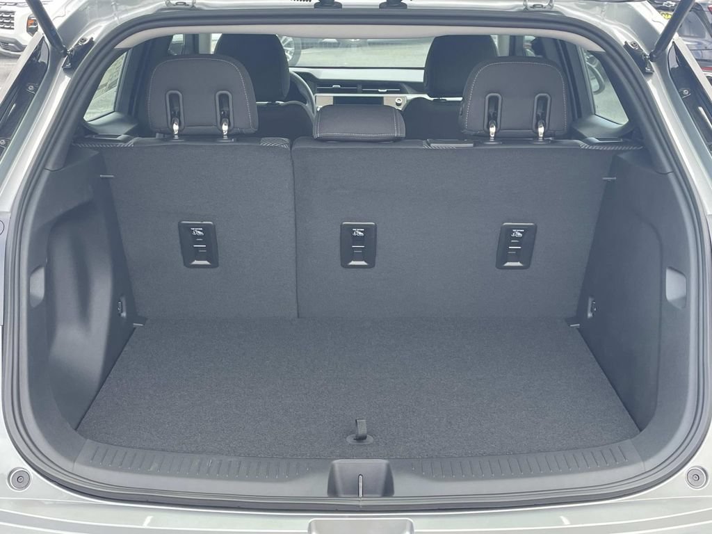 New 2027 Chevrolet Bolt LT FWD image 10