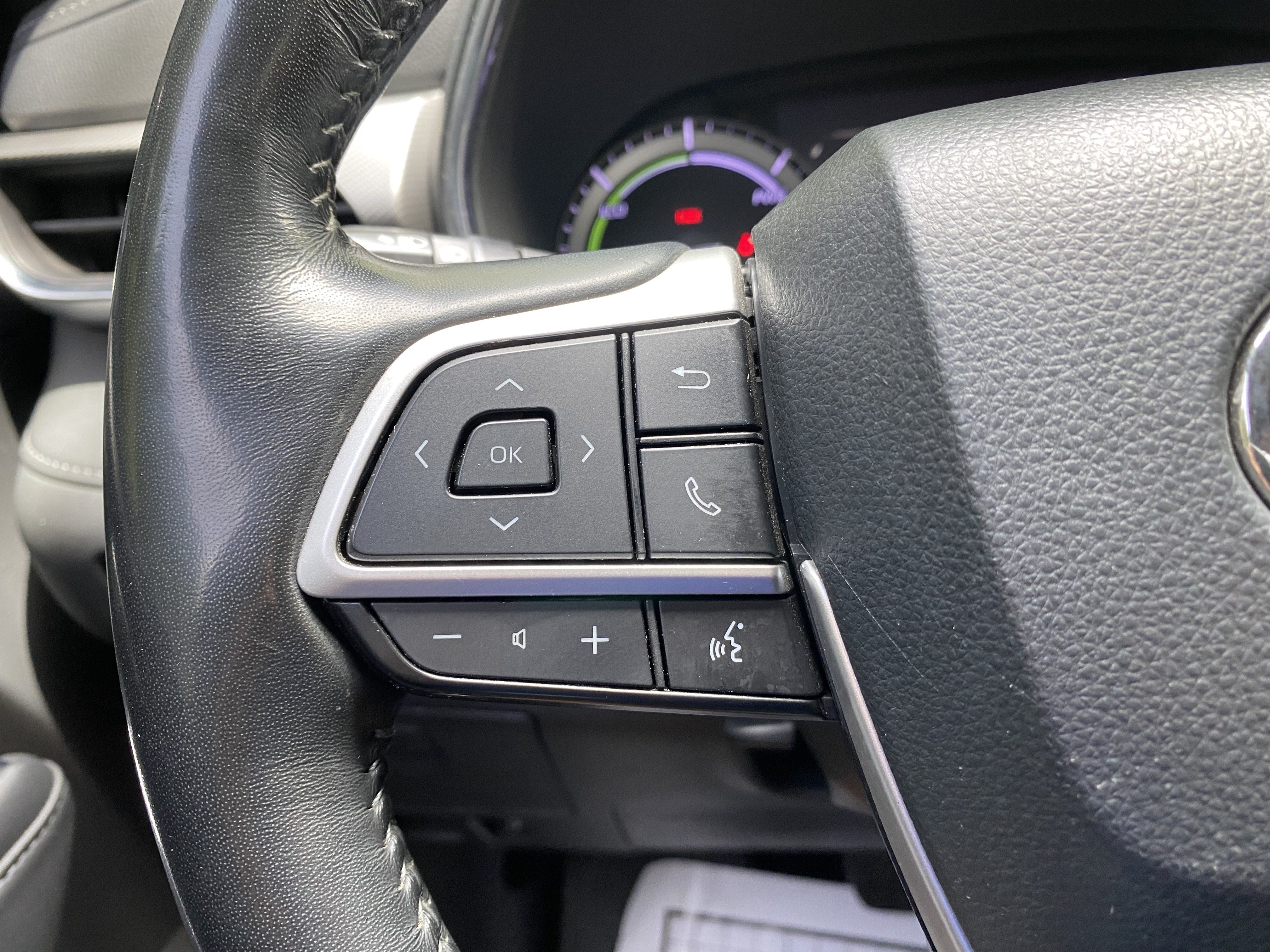 Used 2022 Toyota Highlander Platinum FWD image 20