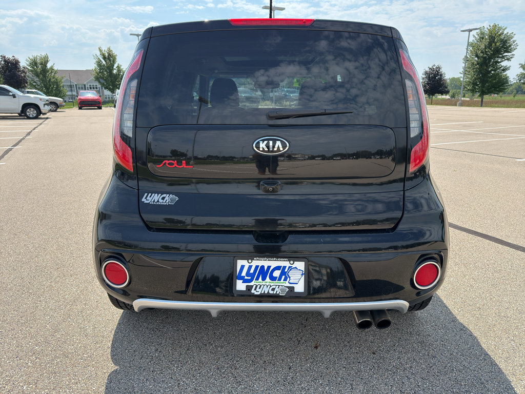 Used 2018 Kia Soul ! w/ Tech Package FWD image 4