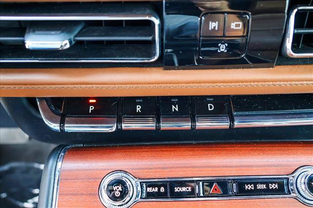 Used 2022 Lincoln Aviator Reserve w/ Equipment Group 201A AWD/4WD image 21