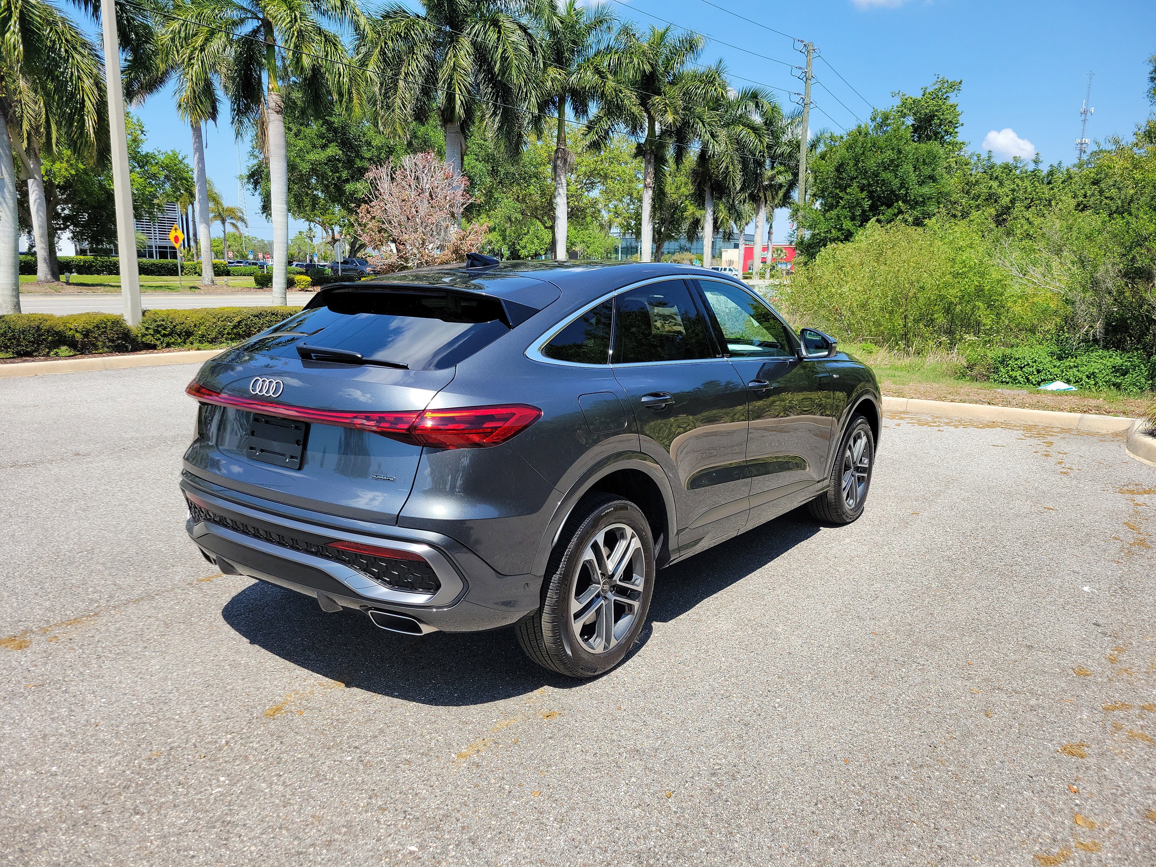 Certified 2025 Audi Q5 Premium Plus w/ Premium Plus image 4