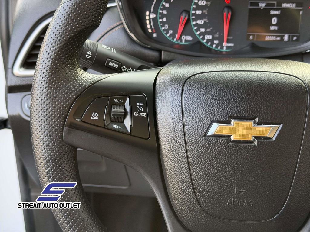 Used 2021 Chevrolet Trax LS w/ Tint and Cruise Package image 33