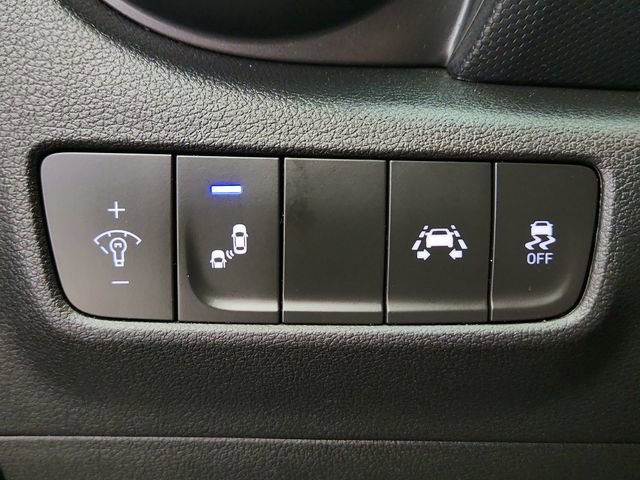 Used 2021 Hyundai Kona SEL w/ Cargo Package image 19