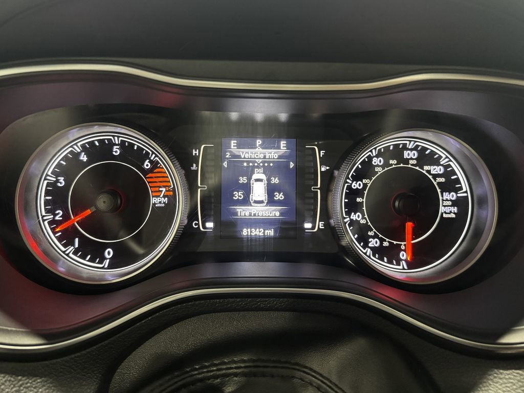 Used 2020 Jeep Cherokee Latitude Plus image 7