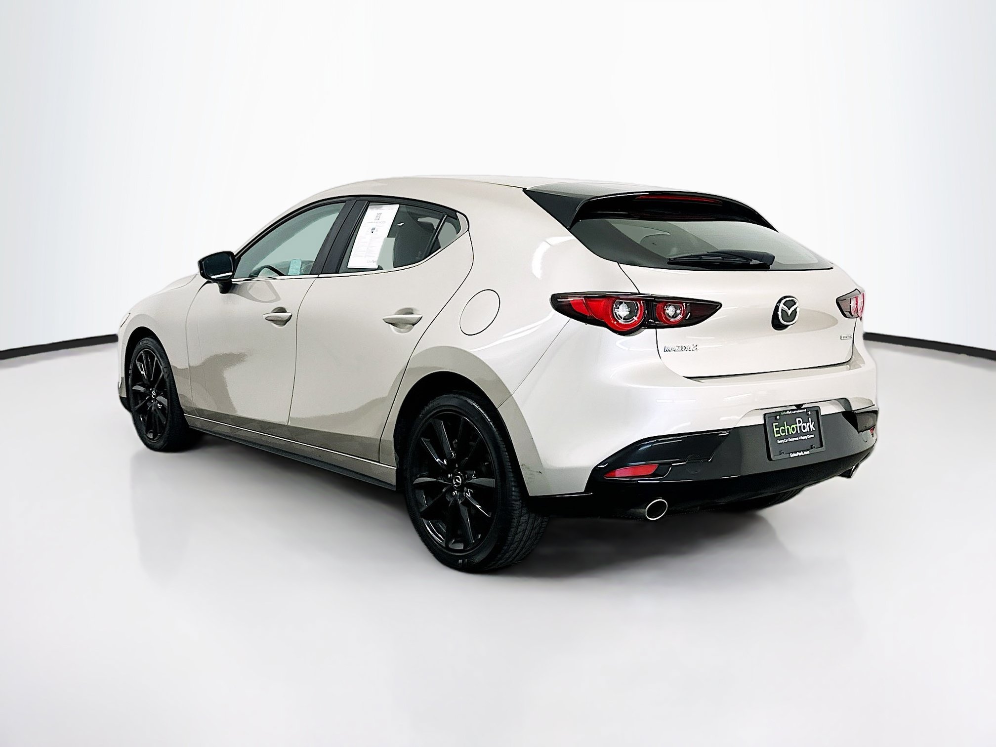 Used 2024 MAZDA MAZDA3 s FWD image 5