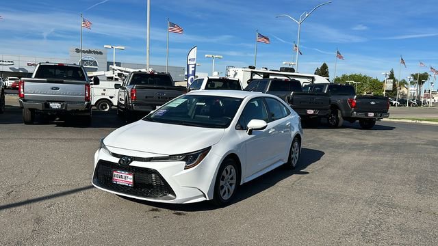 Used 2022 Toyota Corolla LE w/ Carpet Mat Package (TMS) image 7