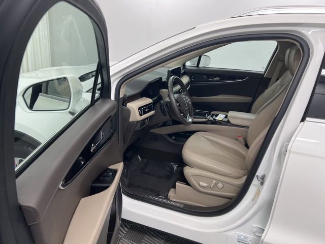 Certified 2023 Lincoln Nautilus Reserve w/ Equipment Group 201A image 12