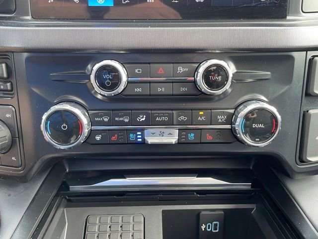 Used 2026 Ford F350 Platinum AWD/4WD image 7