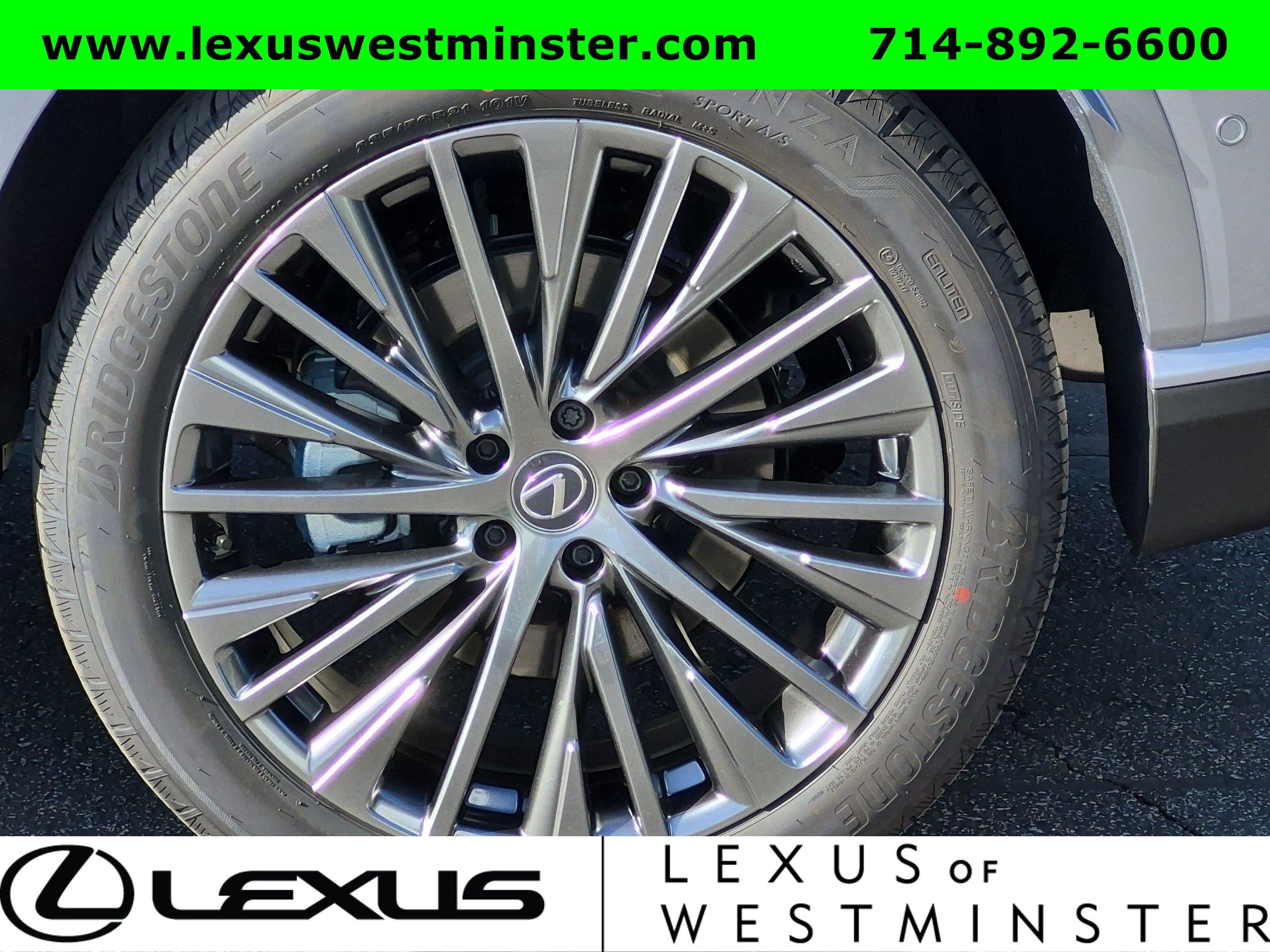 Used 2025 Lexus RX 450h AWD w/ Convenience Package image 13