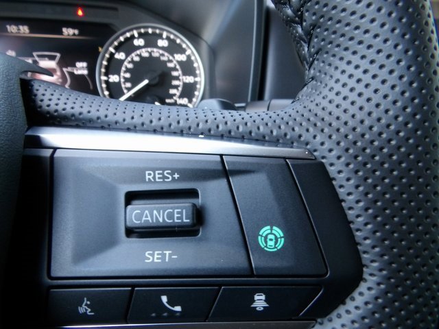 New 2025 Mitsubishi Outlander SE image 33