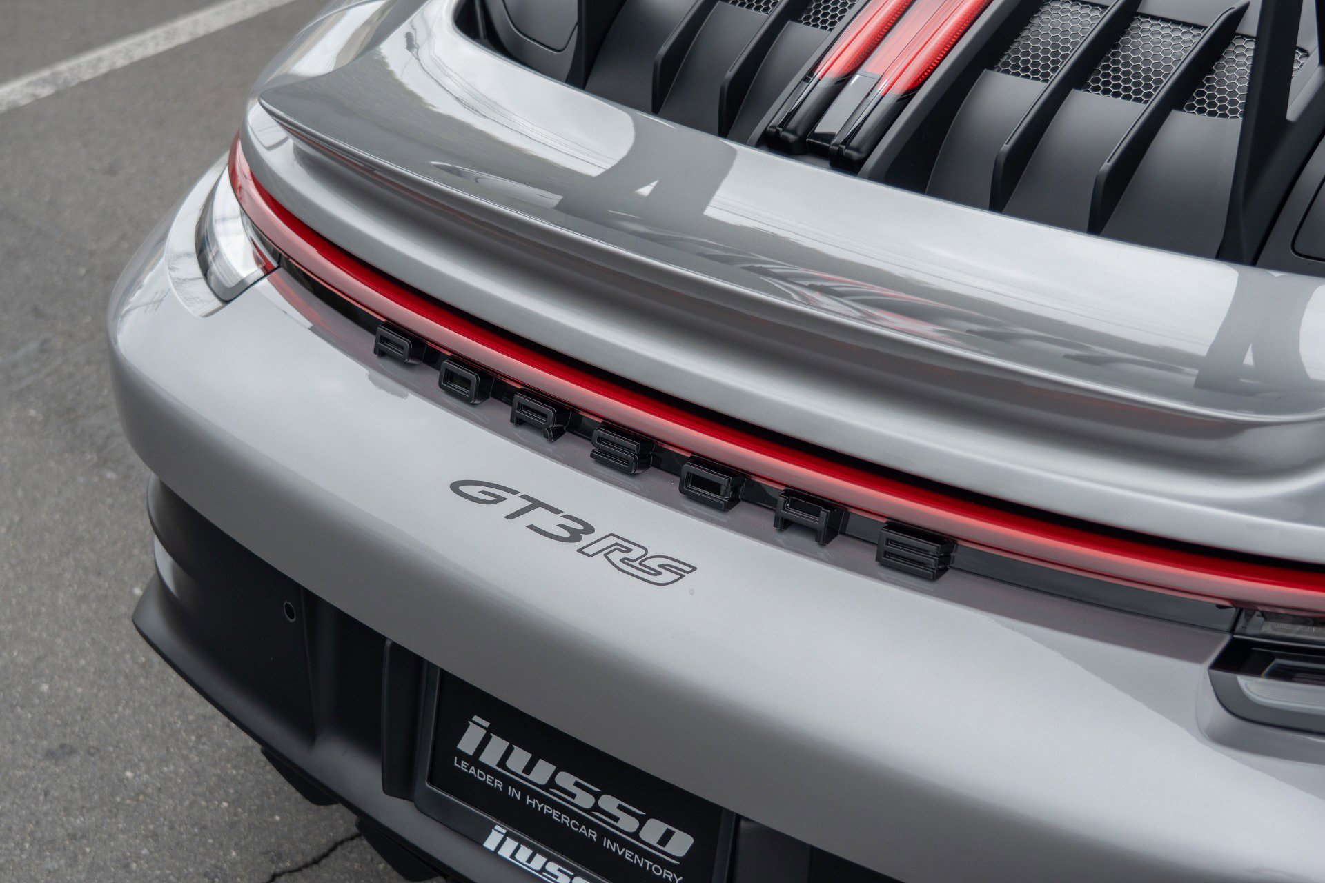 Used 2025 Porsche 911 GT3 RS image 38