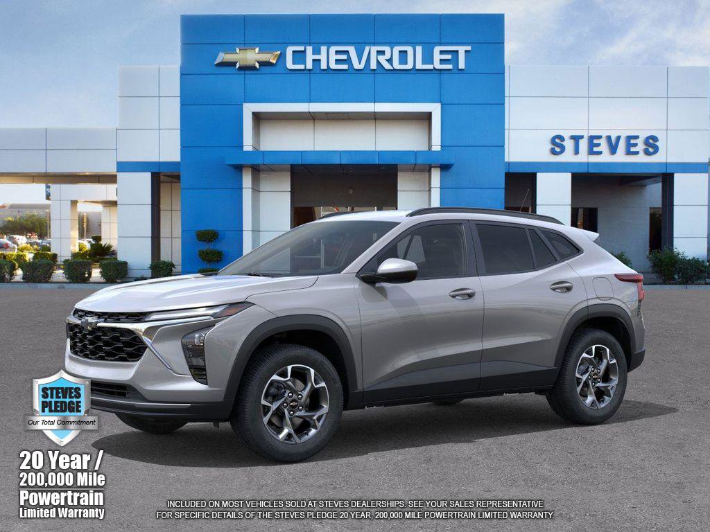 New 2026 Chevrolet Trax LT w/ Driver Confidence Package image 2