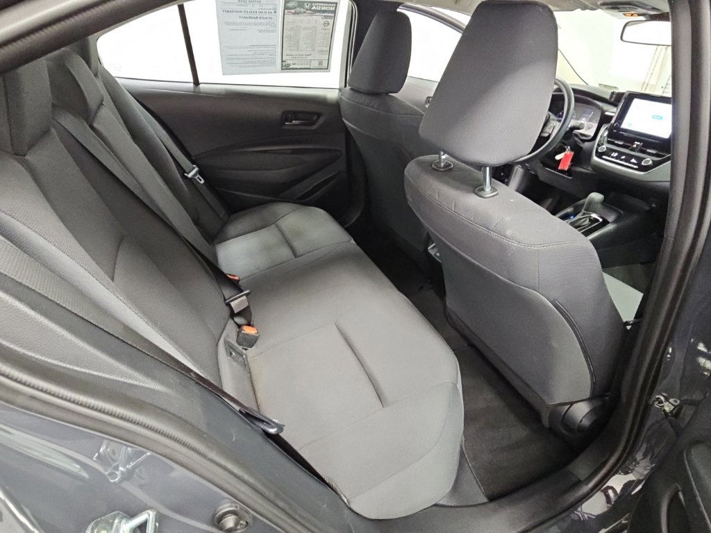 Used 2023 Toyota Corolla LE FWD image 32