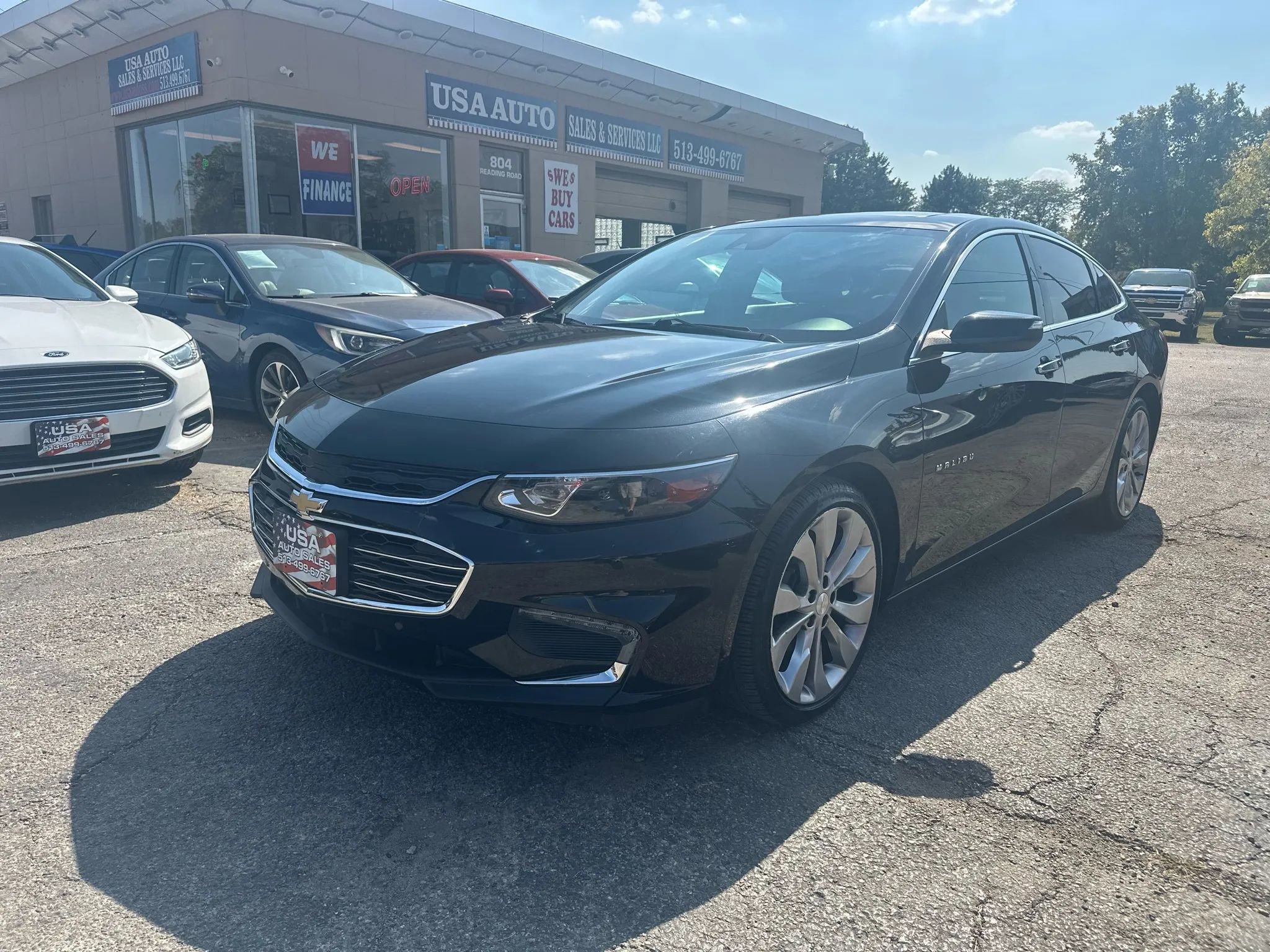 Used 2017 Chevrolet Malibu Premier w/ Premier Sun and Wheel Package image 2