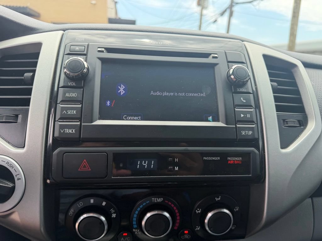 Used 2013 Toyota Tacoma 4x4 Double Cab w/ SR5 Pkg image 10