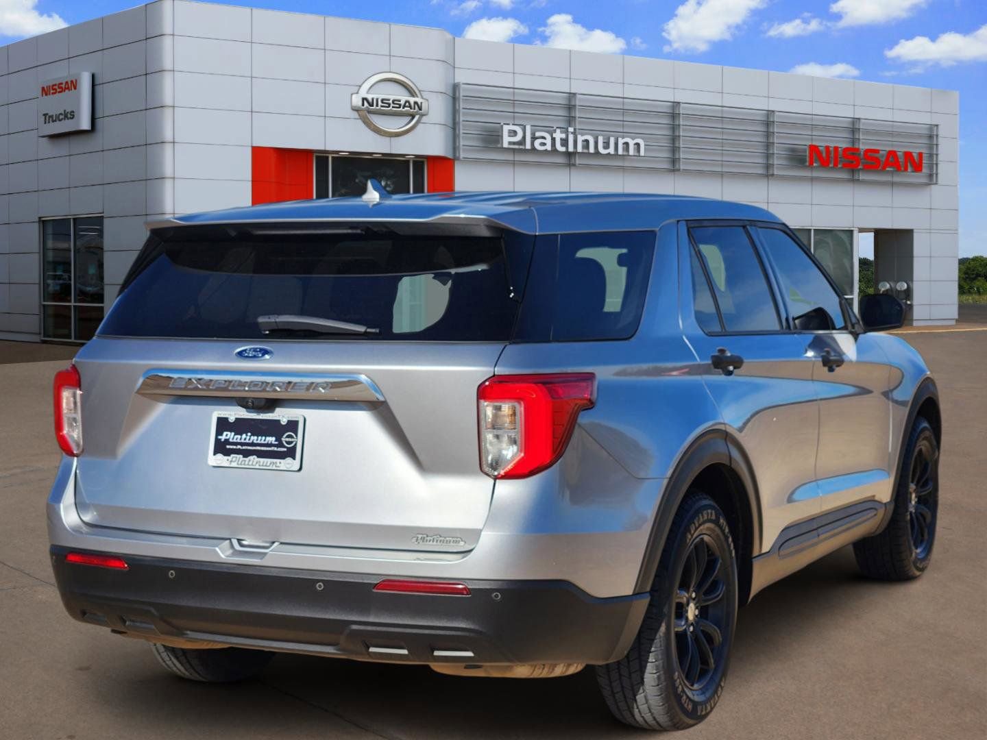 Used 2020 Ford Explorer 2WD image 4