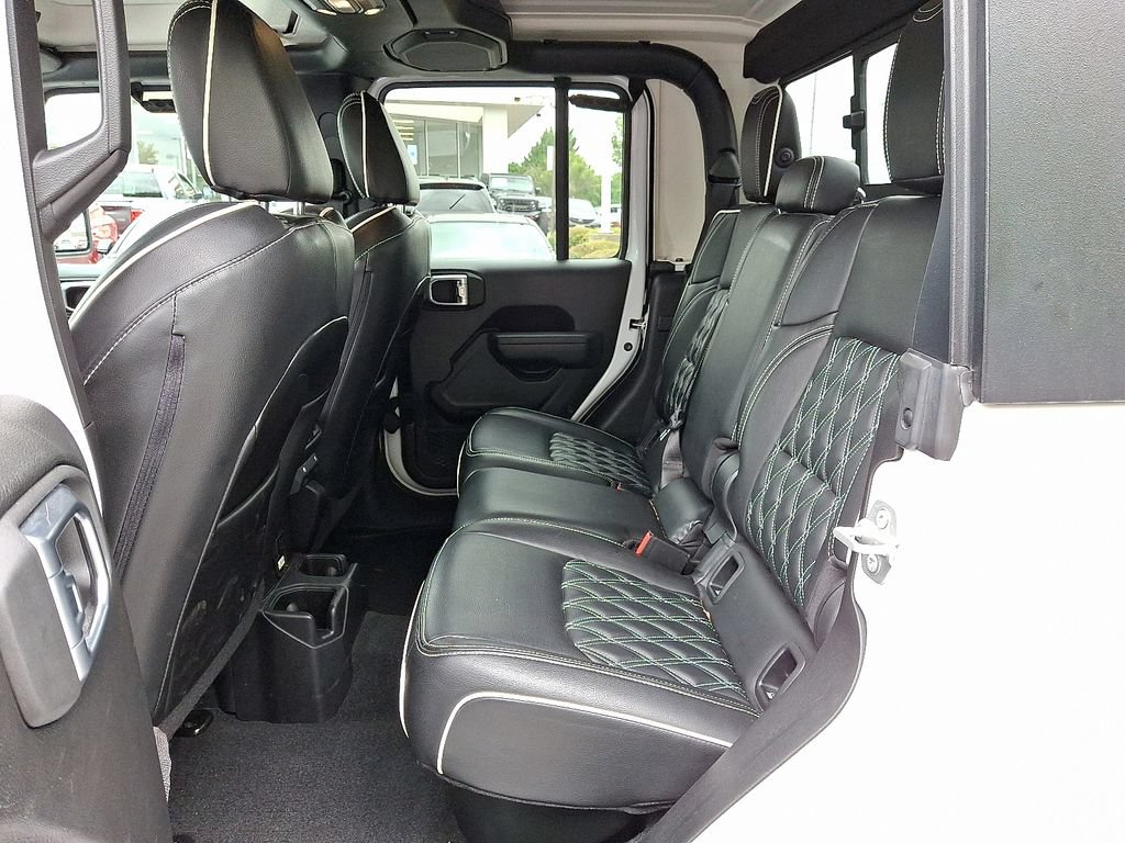 Used 2023 Jeep Gladiator Sport AWD/4WD image 8