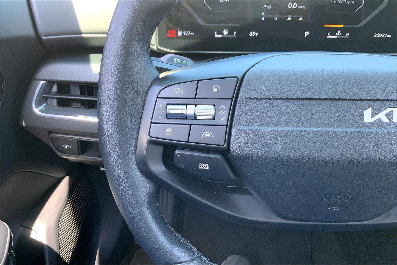 Used 2025 Kia K4 EX image 16