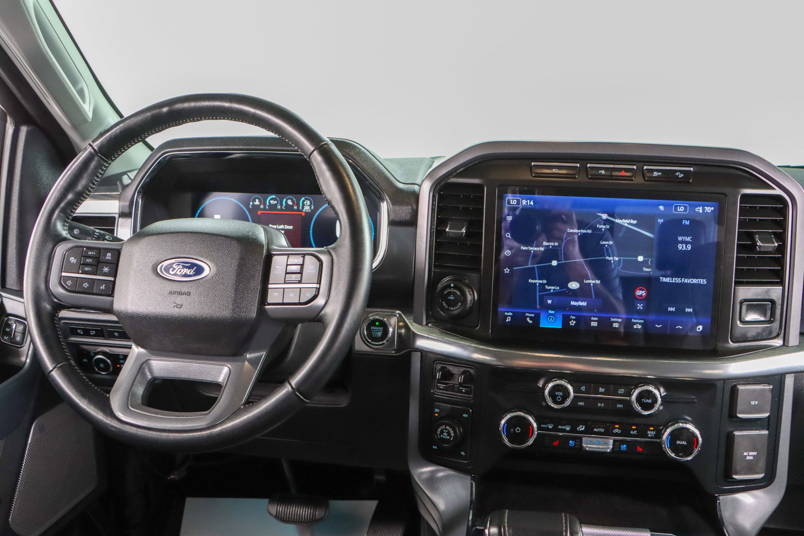 Used 2023 Ford F150 Lariat w/ Equipment Group 502A High AWD/4WD image 18