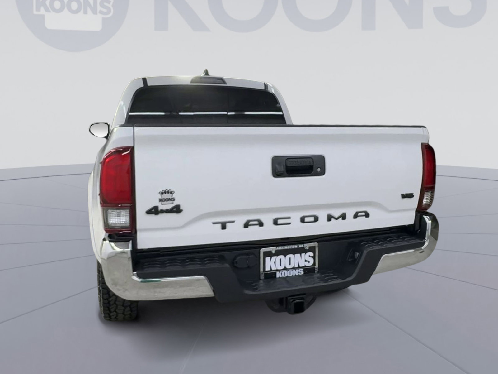 Used 2023 Toyota Tacoma SR5 AWD/4WD image 10