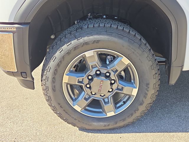 New 2026 GMC Sierra 2500 SLT w/ SLT Premium Package image 6