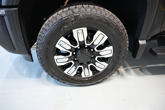 New 2026 GMC Sierra 2500 Denali w/ Denali Reserve Package image 32