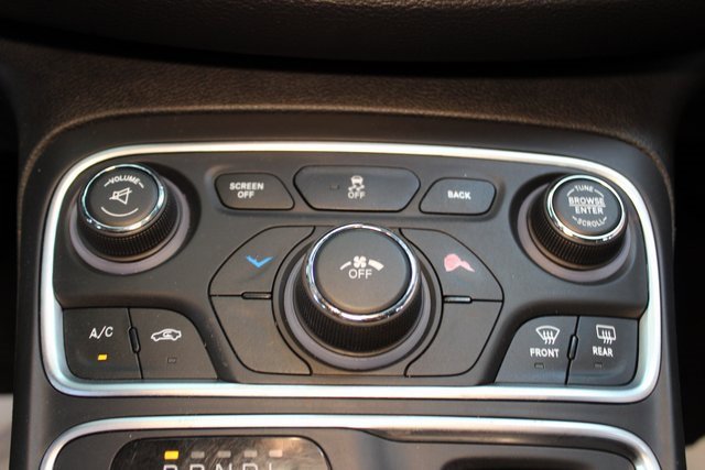 Used 2016 Chrysler 200 LX image 24