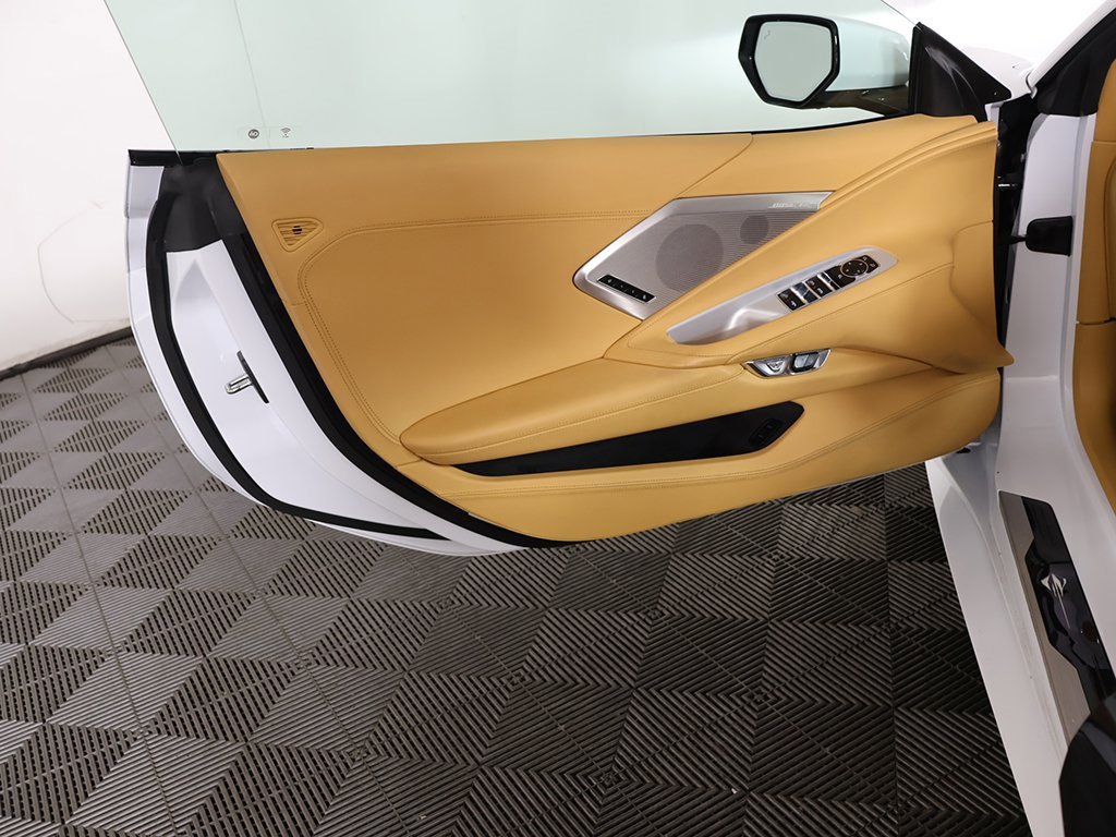 Used 2021 Chevrolet Corvette Stingray Premium Conv w/ Z51 Performance Package image 20