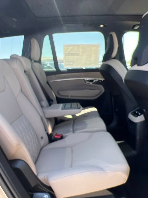 New 2026 Volvo XC90 T8 Plus w/ Protection Package Premier AWD/4WD image 32