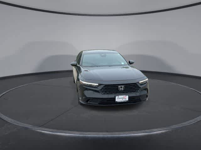 Used 2024 Honda Accord Sport image 3