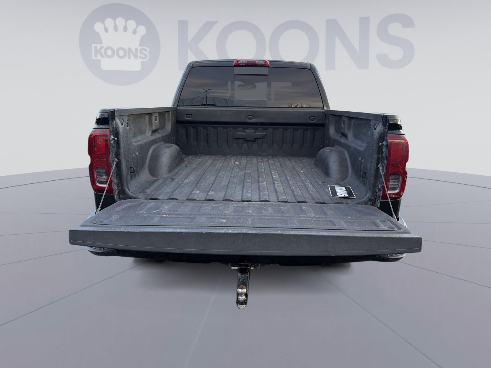 Used 2018 Chevrolet Silverado 1500 LTZ image 27