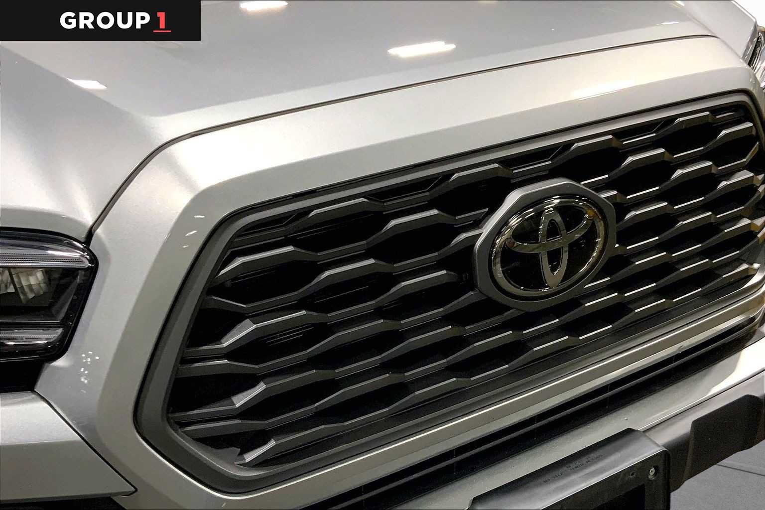 Certified 2023 Toyota Tacoma TRD Off-Road AWD/4WD image 30