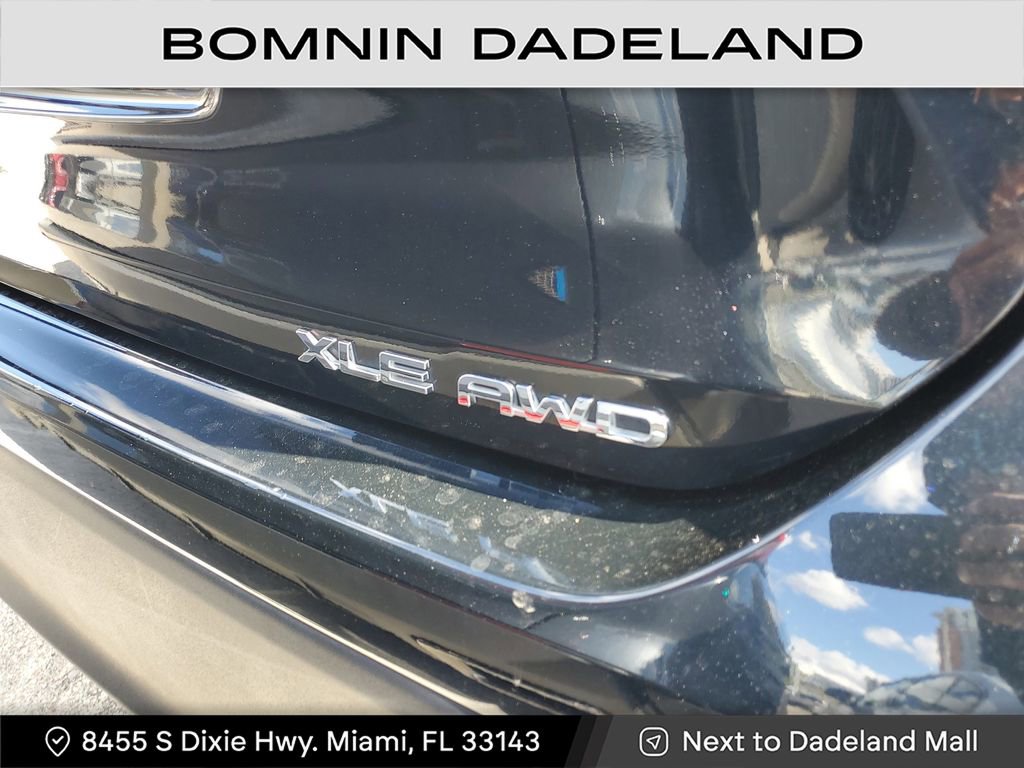 Used 2024 Toyota Highlander LE image 10