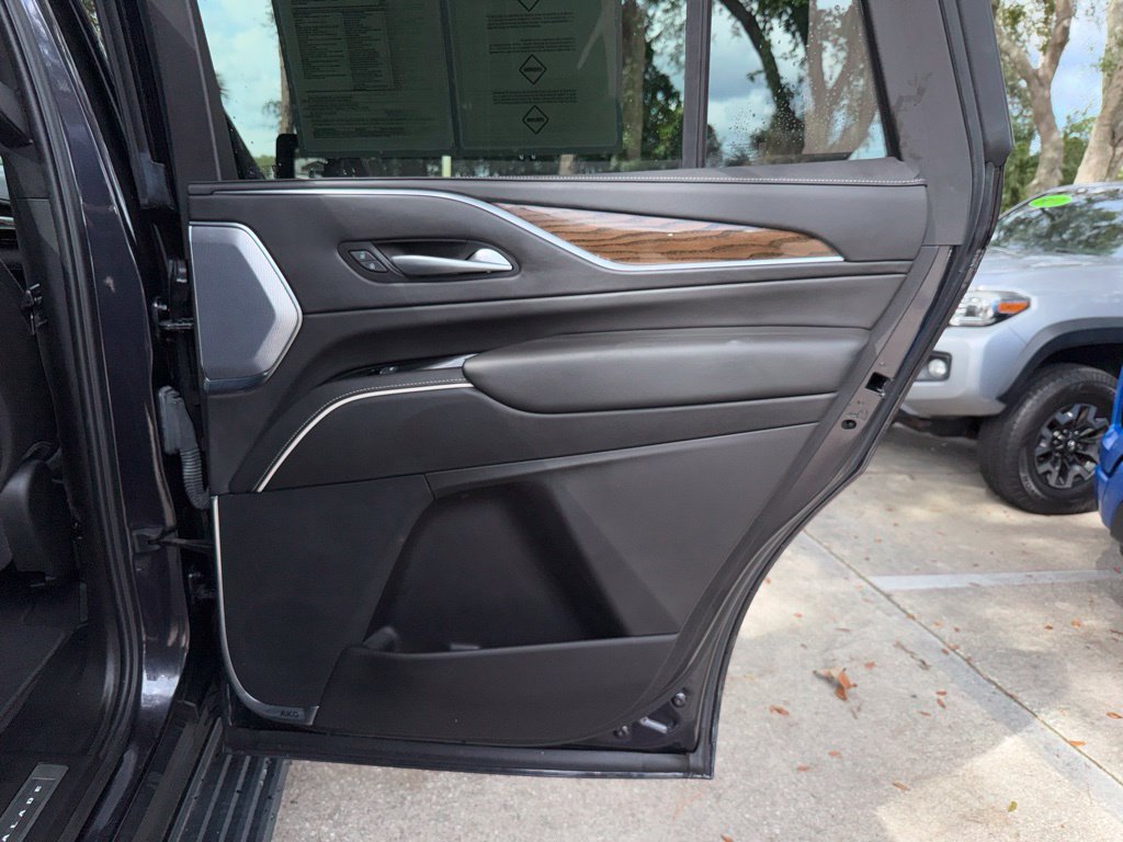 Used 2024 Cadillac Escalade Sport Platinum w/ LPO, ONYX Package AWD/4WD image 26