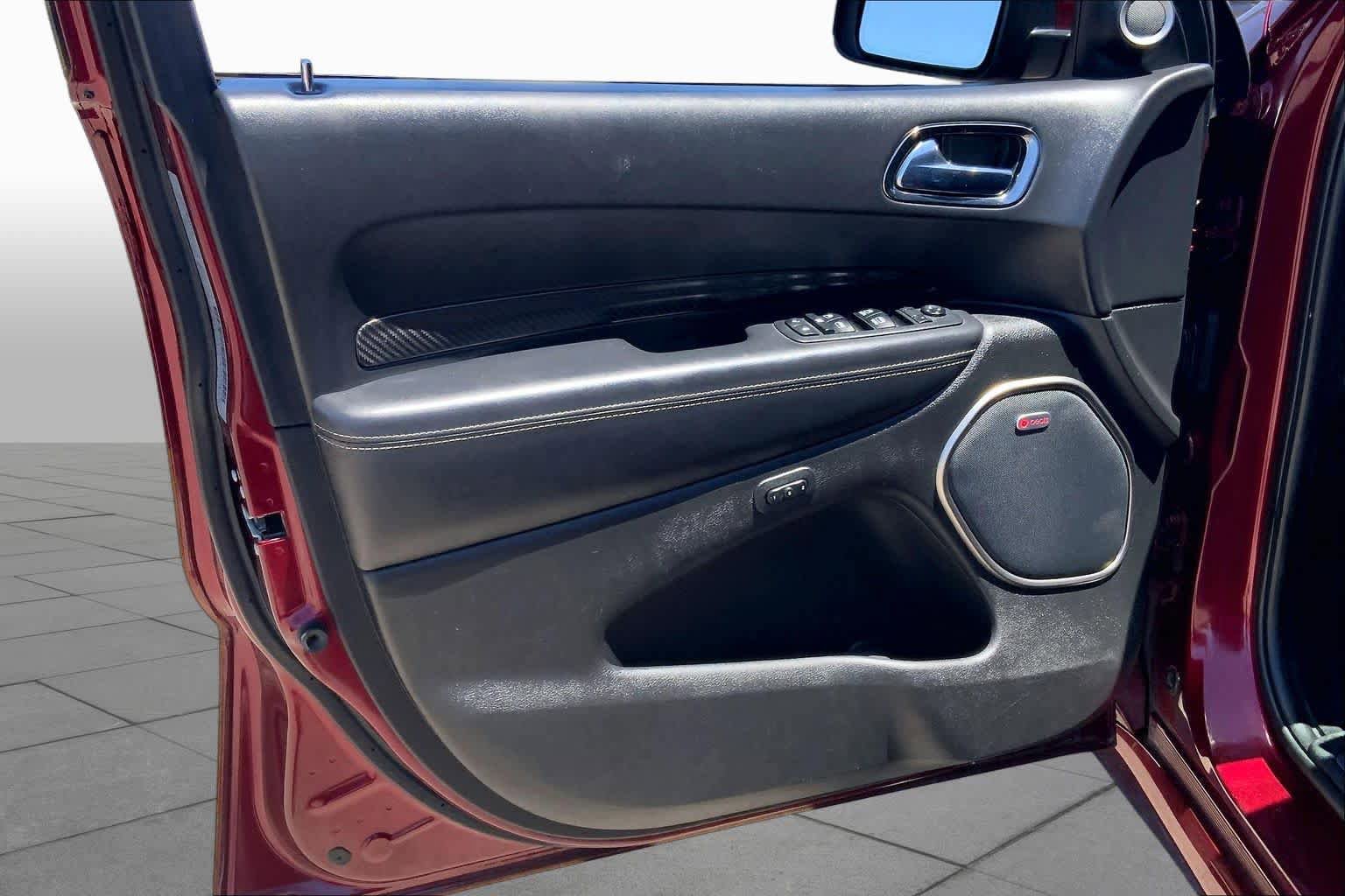 Used 2018 Dodge Durango SRT w/ SRT Interior Appearance Group AWD/4WD image 21