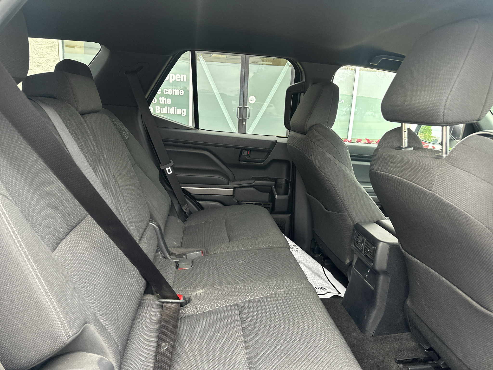 Used 2025 Toyota 4Runner SR5 AWD/4WD image 13