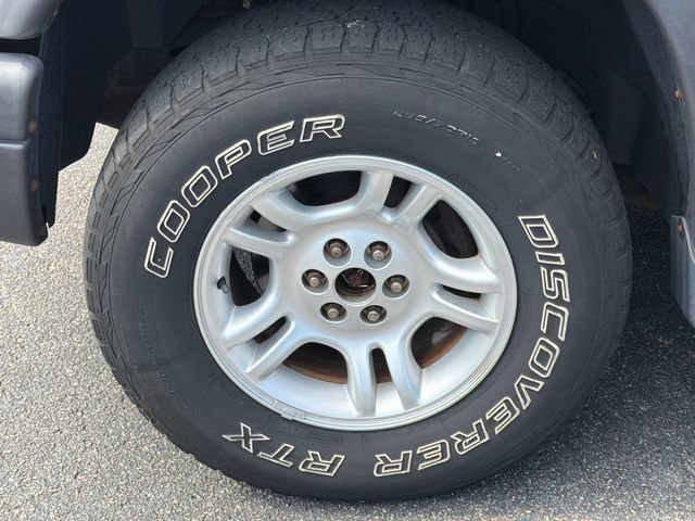 Used 2003 Dodge Durango Sport AWD/4WD image 12