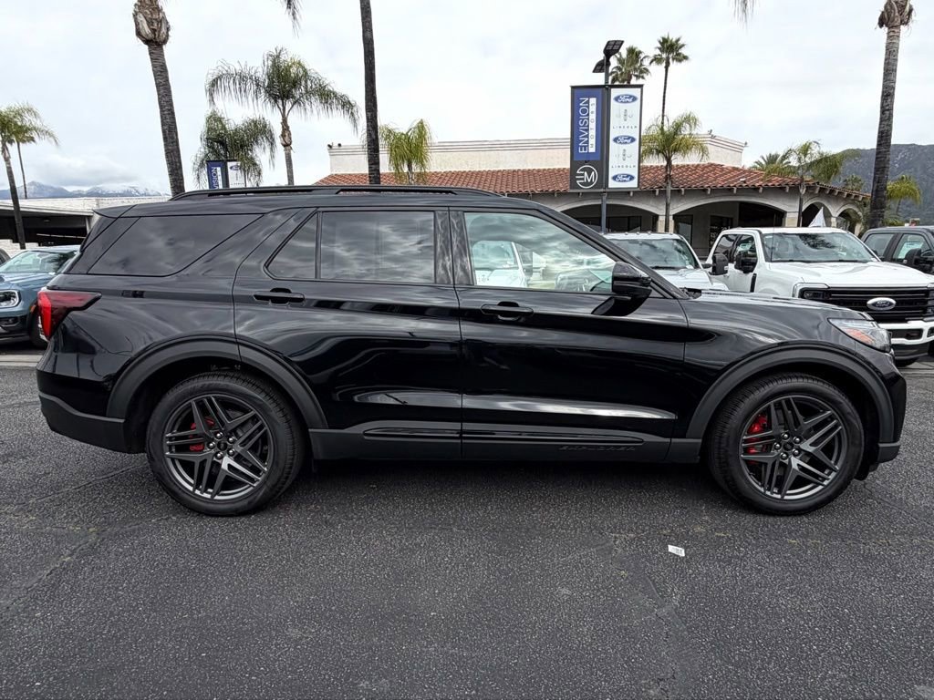 Used 2026 Ford Explorer ST image 9