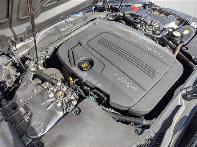 Used 2019 Jaguar F-TYPE Convertible image 21