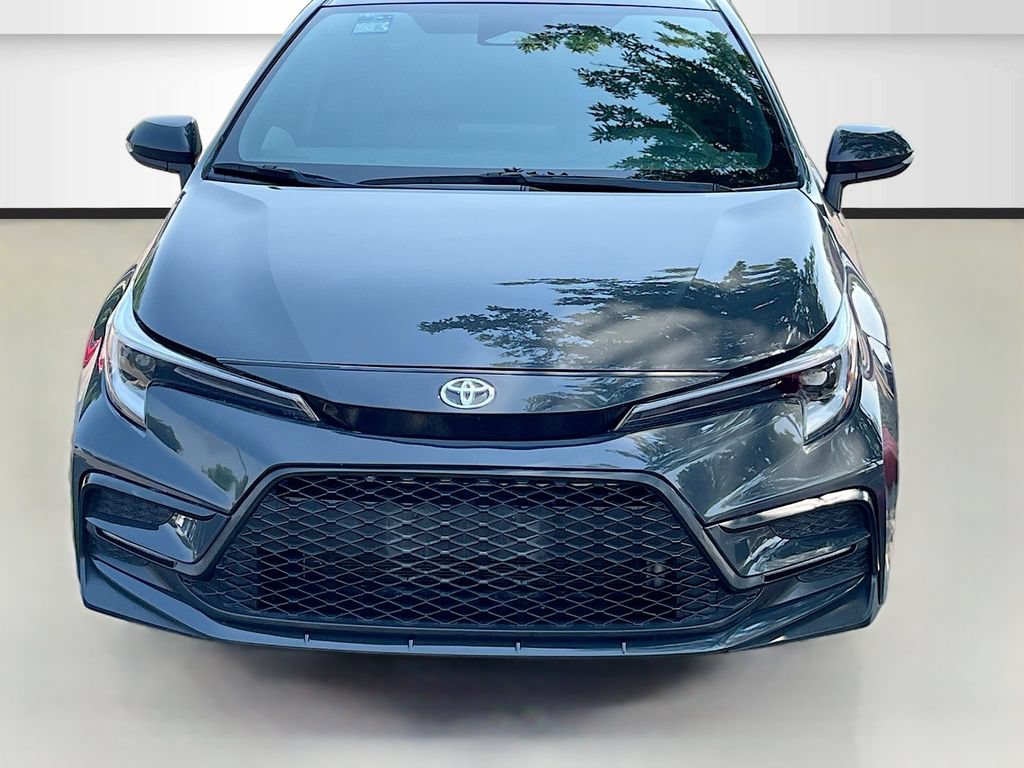 Used 2024 Toyota Corolla SE FWD image 2
