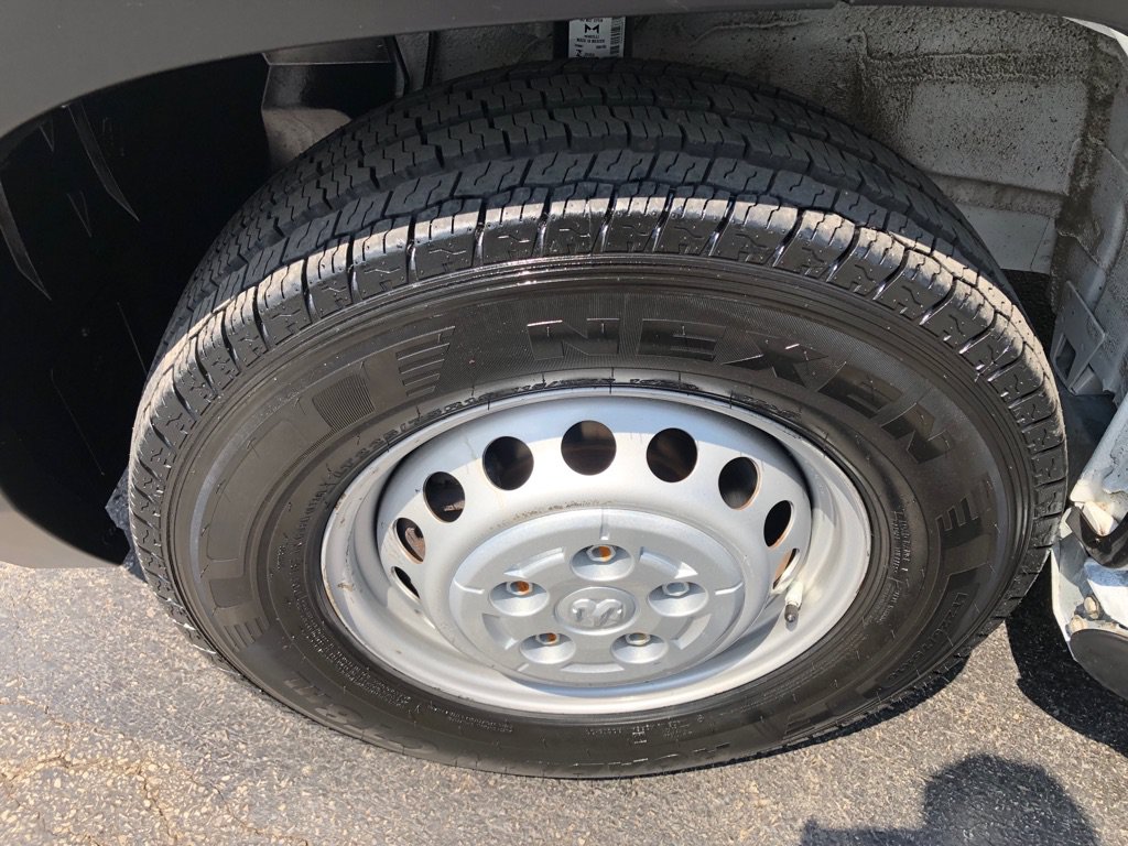 Used 2025 RAM ProMaster 2500 w/ U-Haul Equipment Group FWD image 11