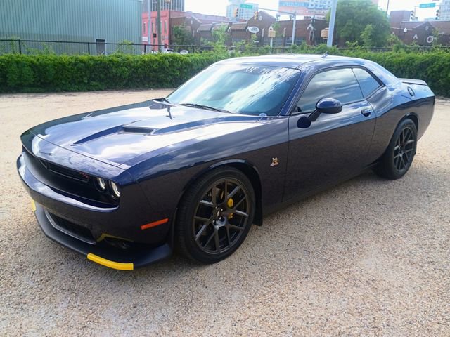 Used 2017 Dodge Challenger R/T Scat Pack w/ Leather Interior Group RWD image 67